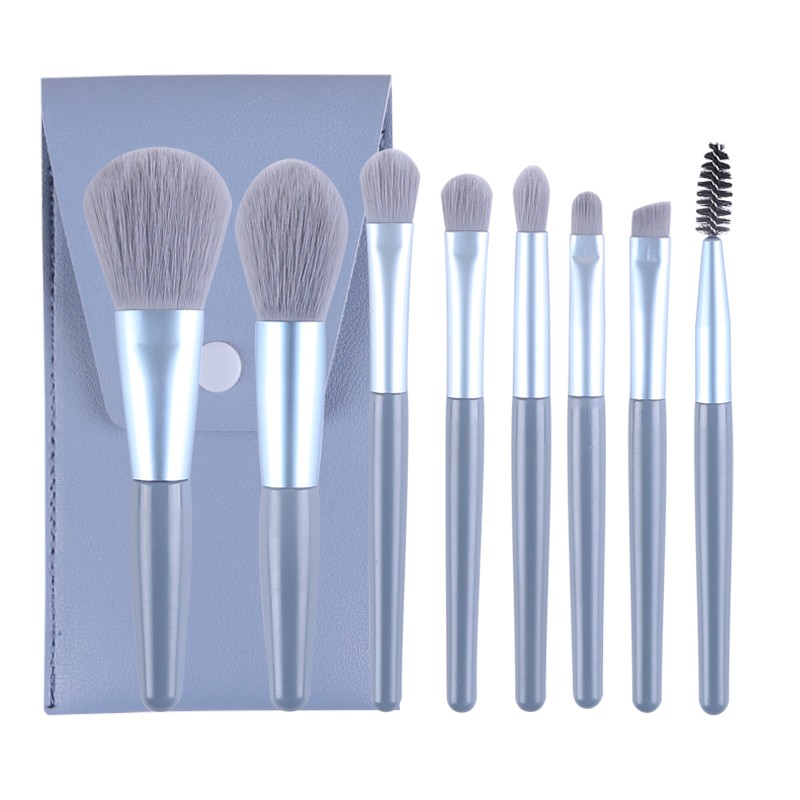 Mini brush sets new fashion 