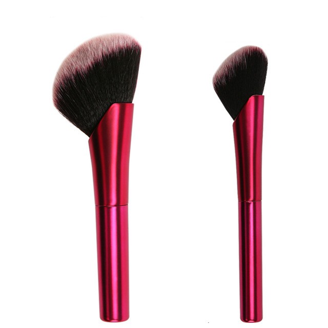 Oblique Mkaeup Brush