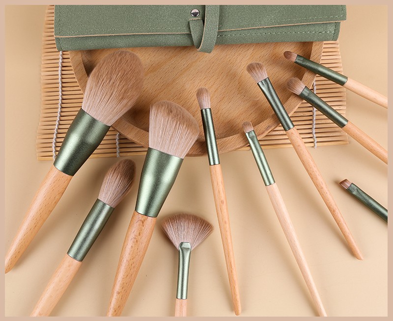 Professional cosmetic brush set